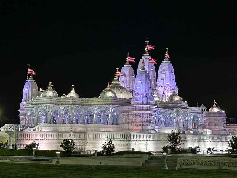 BAPS Shri Swaminarayan Mandir (Stafford)