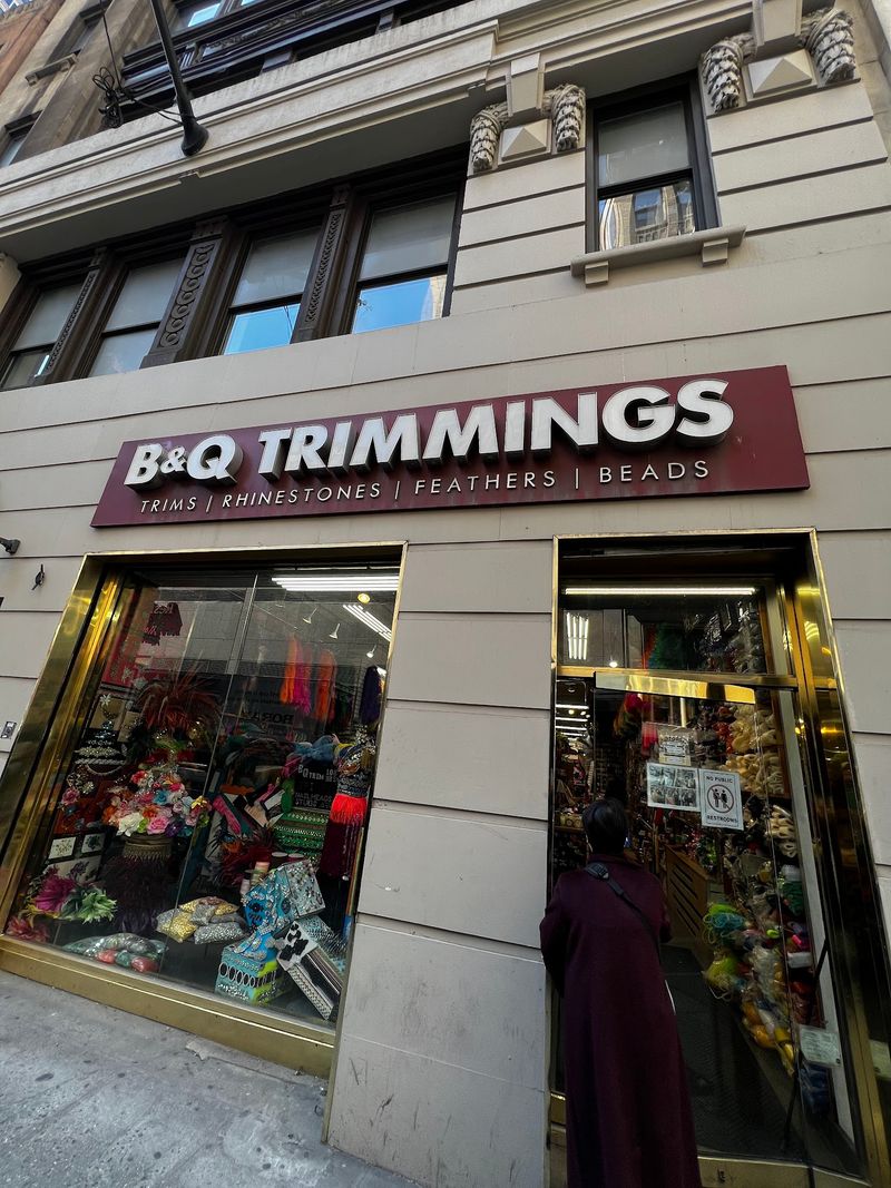 B&Q Trim Store
