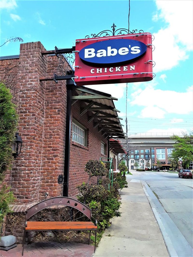 Babe's Chicken Dinner House – The Hokey Pokey Dance (Carrollton) Babe's Chicken Dinner House – The Hokey Pokey Dance (Carrollton)