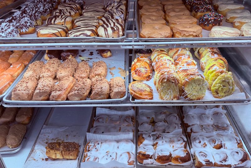 Bavarian Cream Long Johns That Locals Guard Like Secrets Bavarian Cream Long Johns That Locals Guard Like Secrets