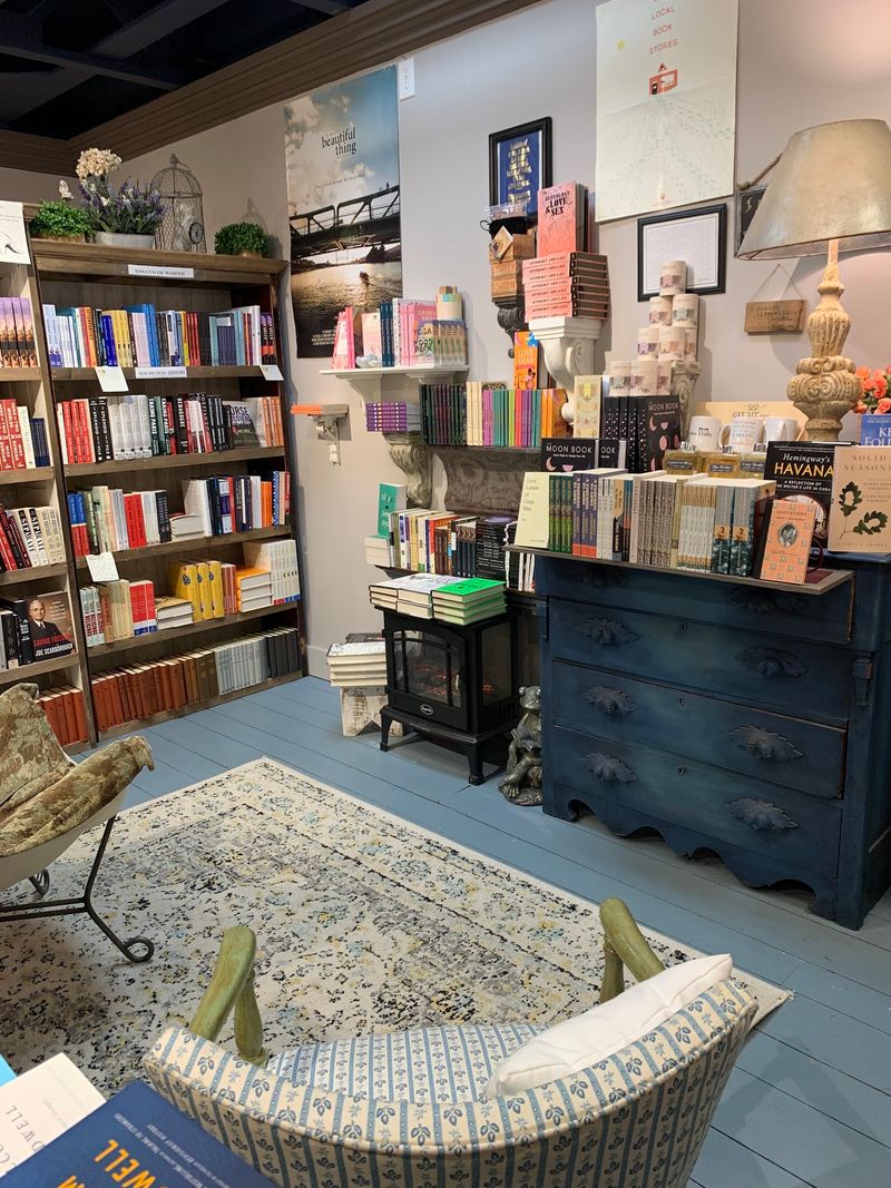 Bay Books (Suttons Bay)
