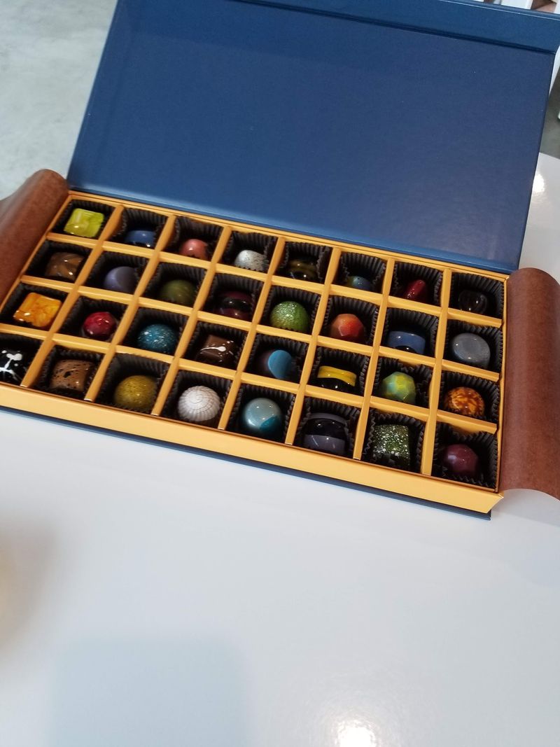 Beautiful Packaging Perfect for Gifting Beautiful Packaging Perfect for Gifting