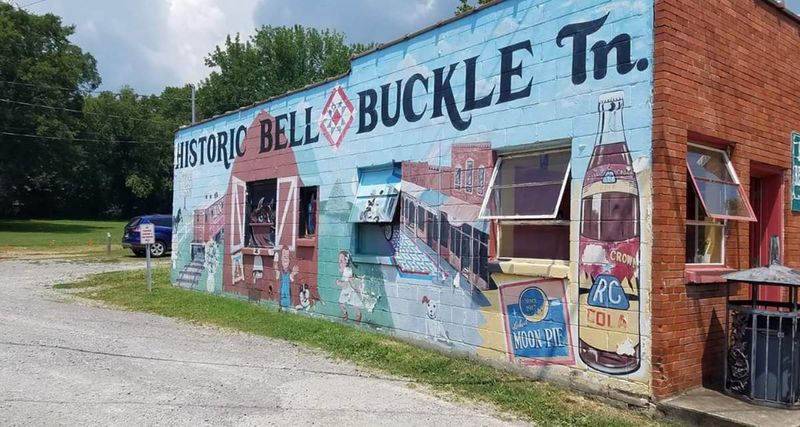 Bell Buckle