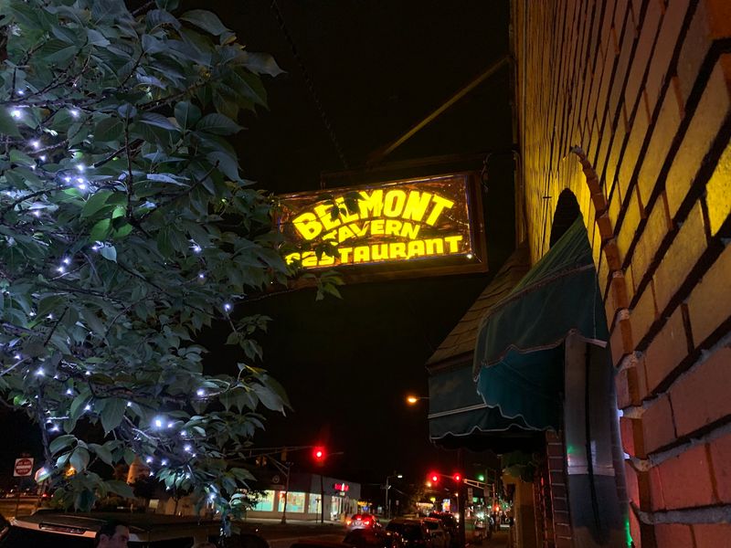 Belmont Tavern - Belleville