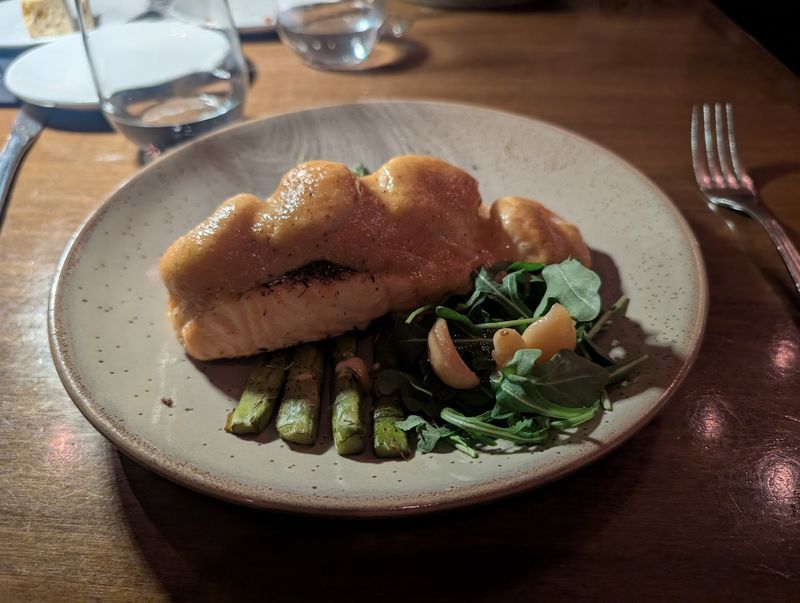 Beyond Filet, the Menu Has Crowd Pleasers