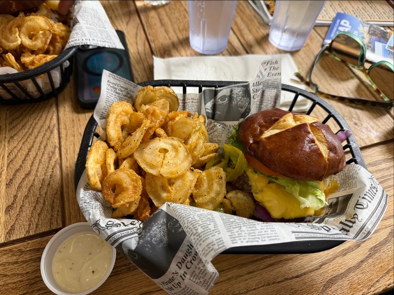Beyond the Hash, the Menu Knows Comfort Food