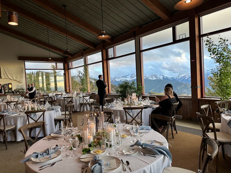 The Sundeck (Aspen) The Sundeck (Aspen)