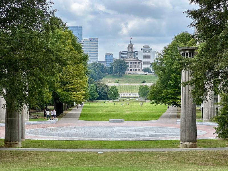 Bicentennial Capitol Mall State Park