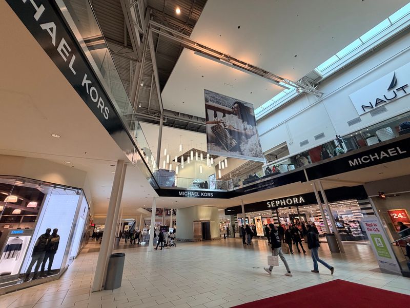 Big-Name Brands Bring Serious Deals Under One Roof Big-Name Brands Bring Serious Deals Under One Roof