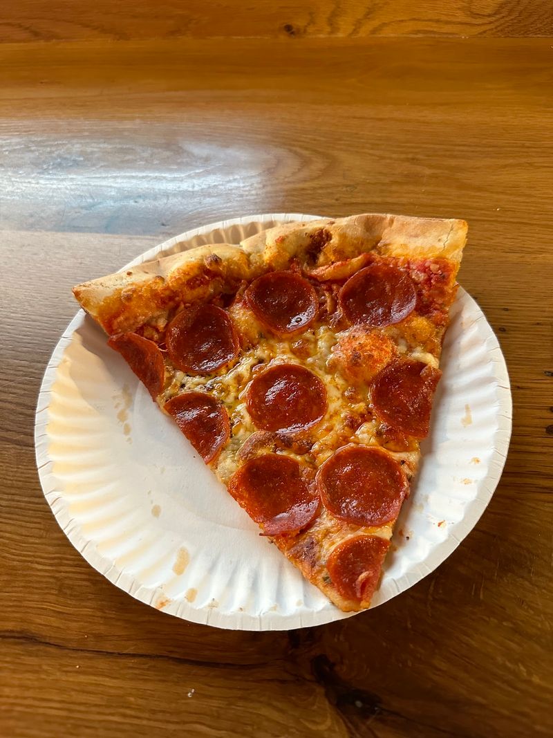 Big New York Style Slices Lead the Way