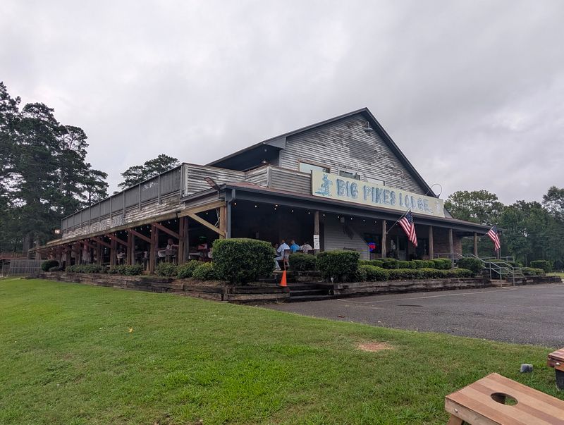 Big Pines Lodge (Karnack)