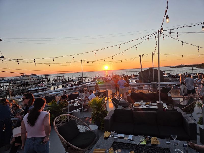 Bird & Betty's - Beach Haven