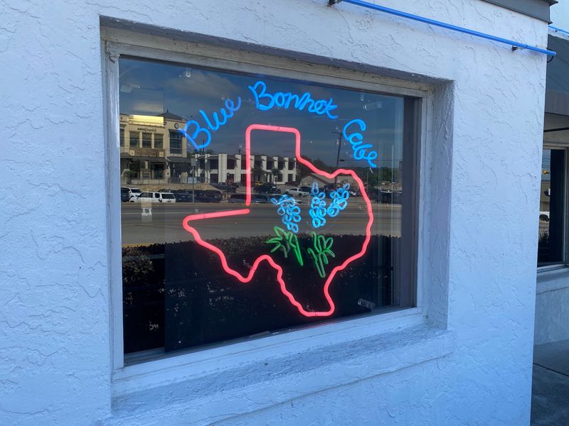 Blue Bonnet Cafe (Marble Falls) Blue Bonnet Cafe (Marble Falls)