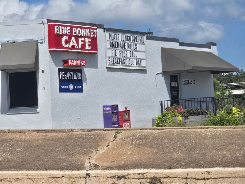 Bluebonnet Cafe (Marble Falls)