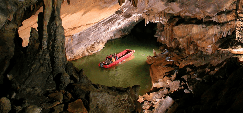 Boat Through a Cave at Penn’s Cave and Wildlife Park Boat Through a Cave at Penn’s Cave and Wildlife Park