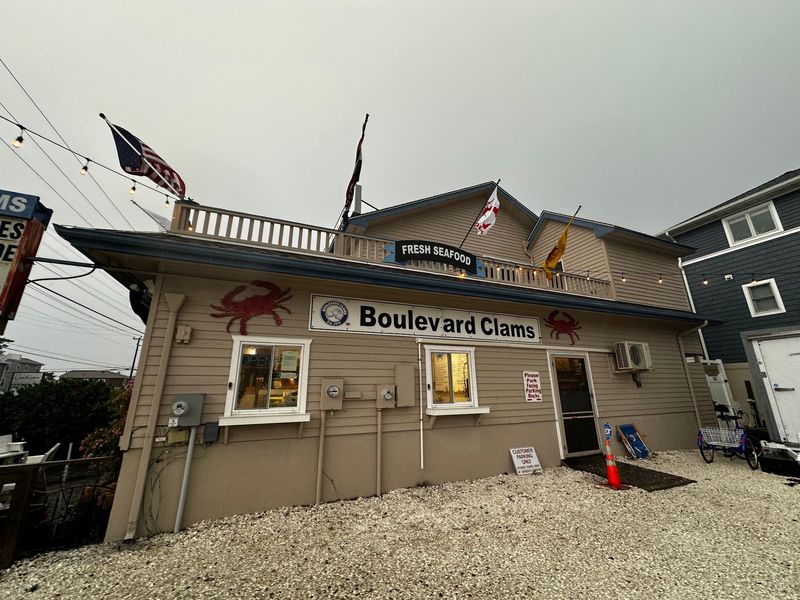 Boulevard Clams