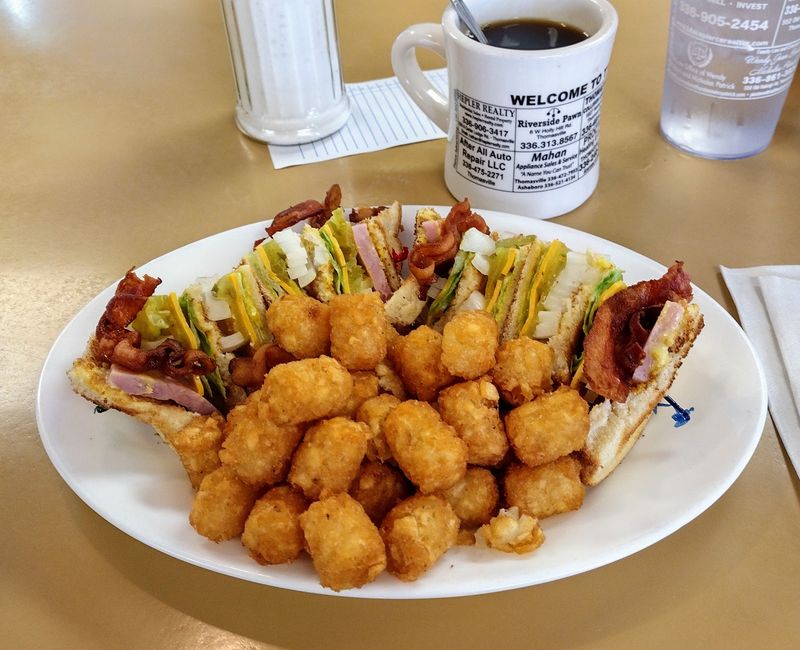 Breakfast All Day Makes It Easy to Stop In Breakfast All Day Makes It Easy to Stop In