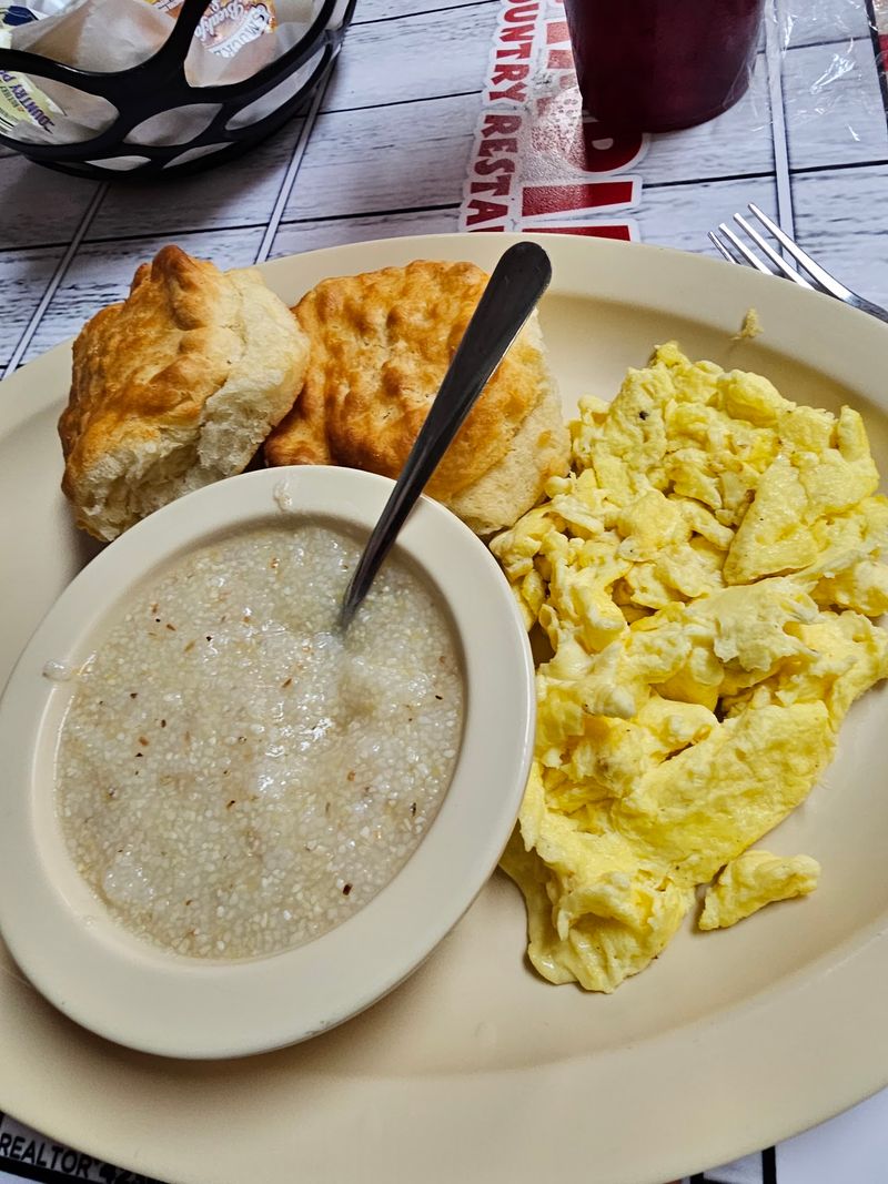 Breakfast Favorites Keep Regulars Coming Back Breakfast Favorites Keep Regulars Coming Back