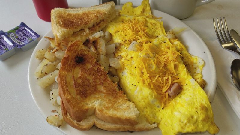 Breakfast Gives Early Visitors Another Reason To Stop In