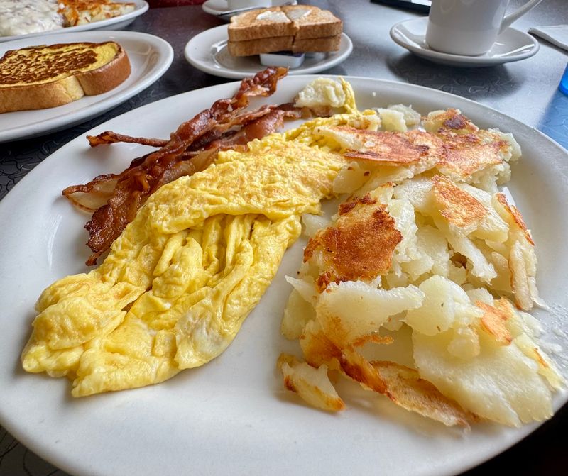 Breakfast That Keeps People Coming Back Breakfast That Keeps People Coming Back
