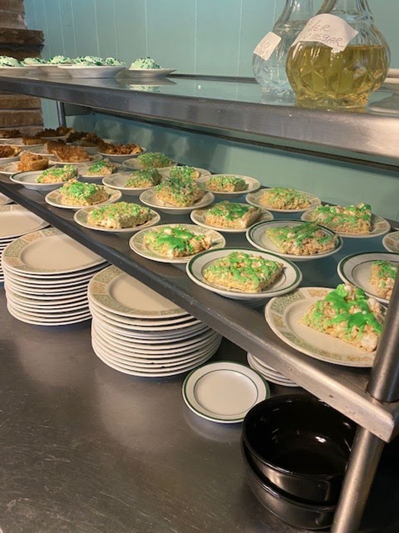 Breakfast and Special Touches That Start Your Day Right