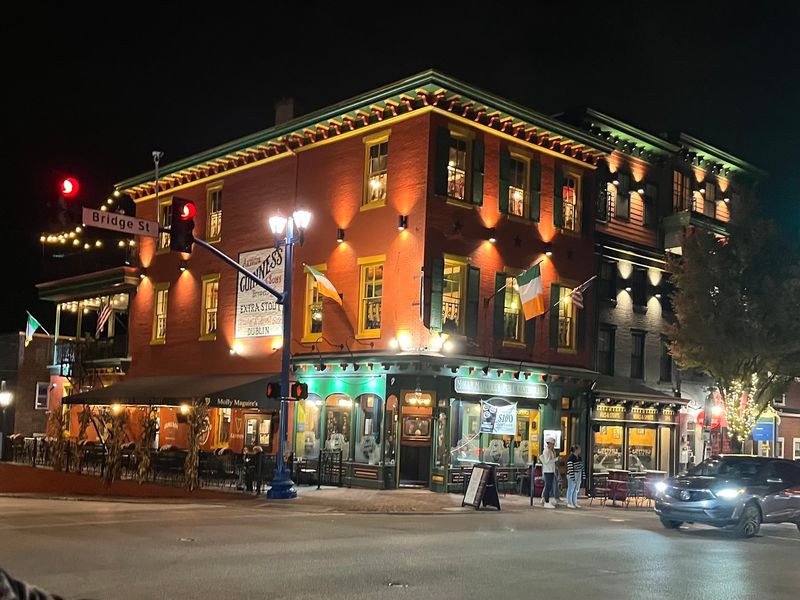 Bridge Street Gives the Pub Its Energy