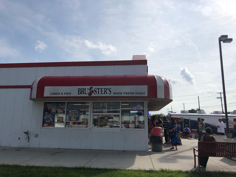 Bruster’s Real Ice Cream