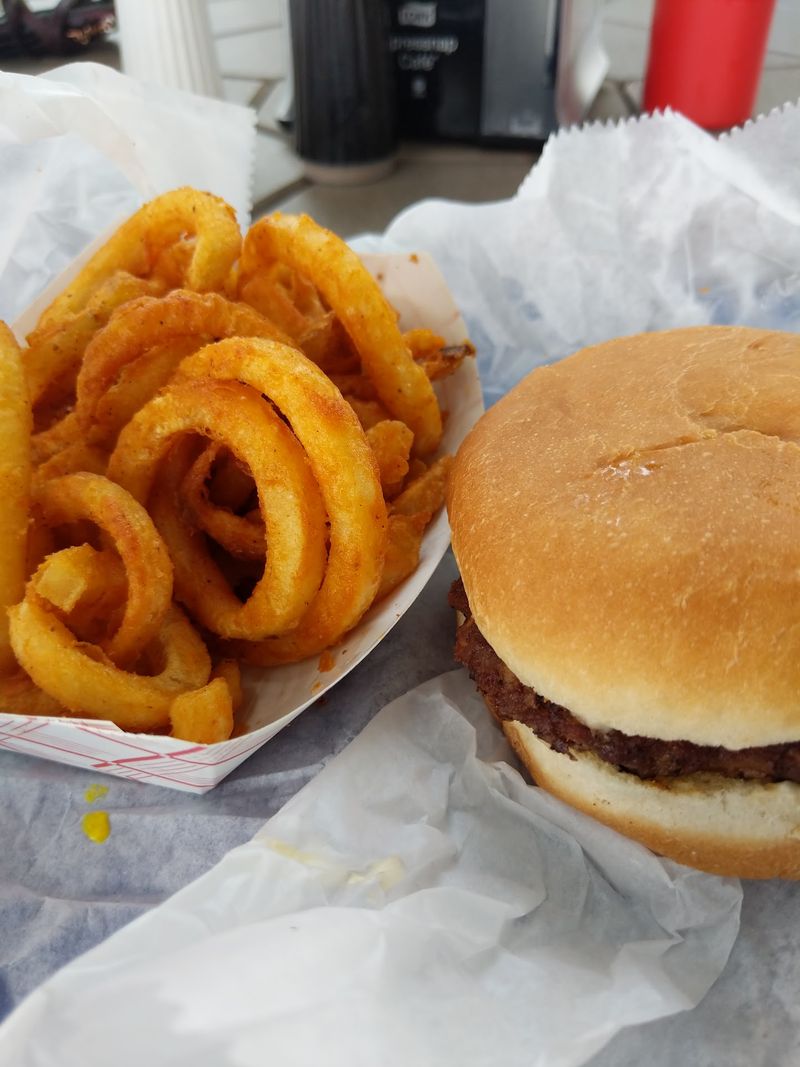 Burgers That Make the Detour Feel Smart Burgers That Make the Detour Feel Smart