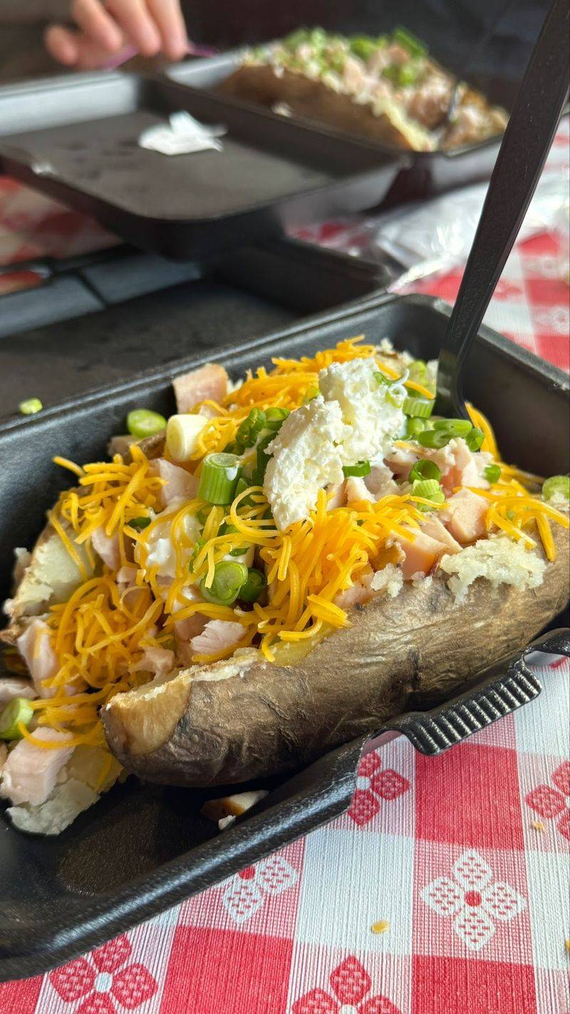 Buttered Red Potatoes That Steal The Show Buttered Red Potatoes That Steal The Show