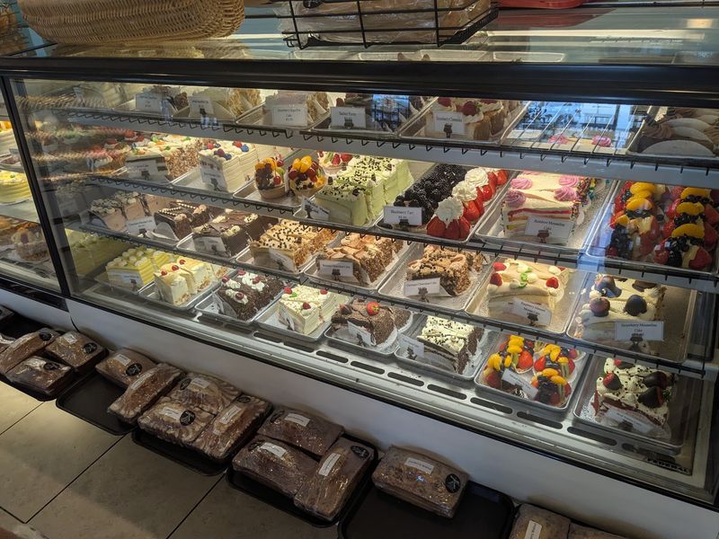 Cakes And Tarts That Make The Display Case Feel Like A Gallery Cakes And Tarts That Make The Display Case Feel Like A Gallery