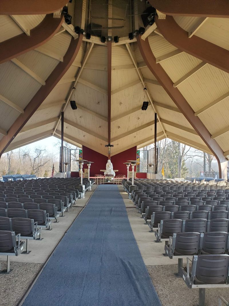 Candlelight Prayer and Daily Mass Invite Visitors to Slow Down