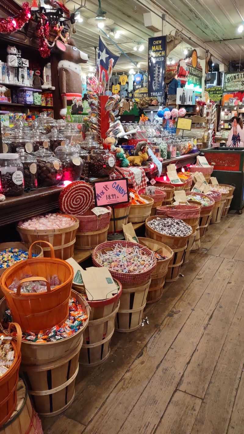 Candy Selection That Spans Generations Candy Selection That Spans Generations
