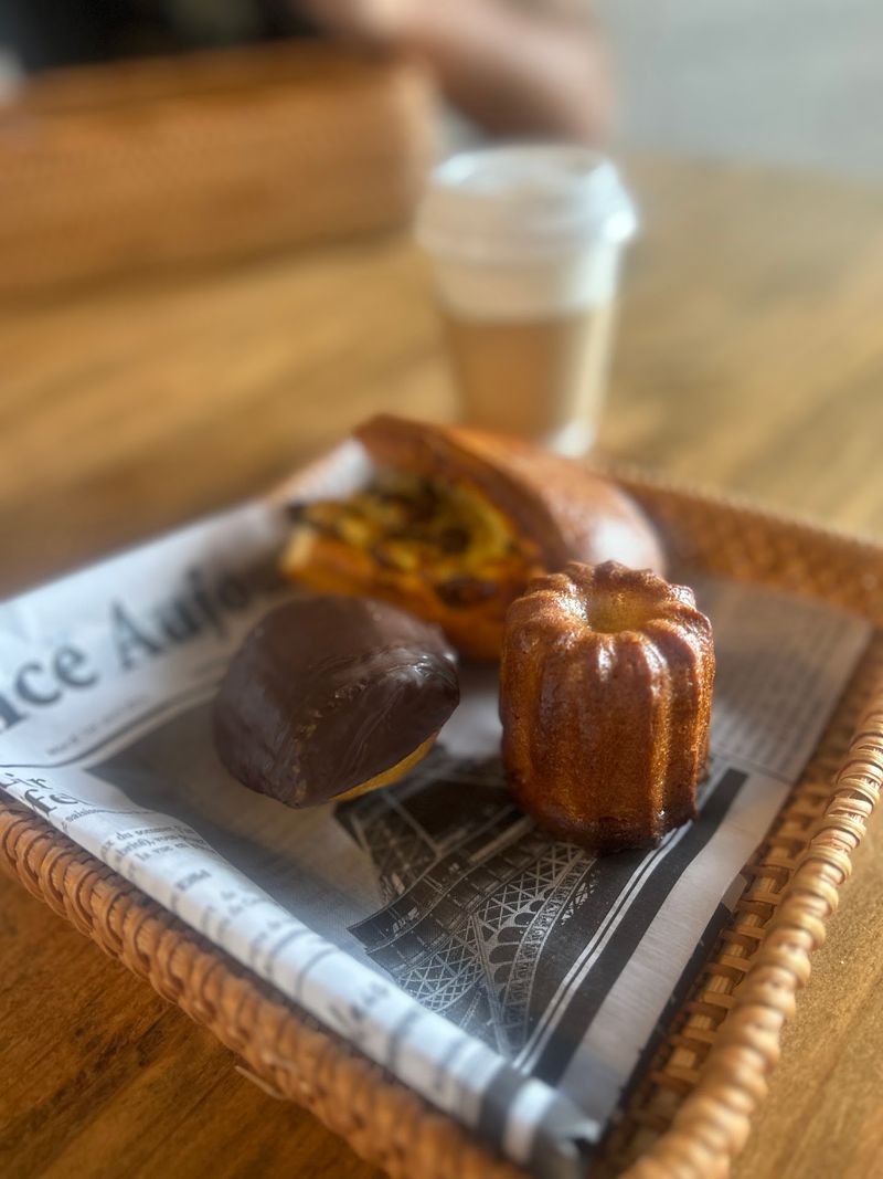 Canelés That Prove Attention to Detail