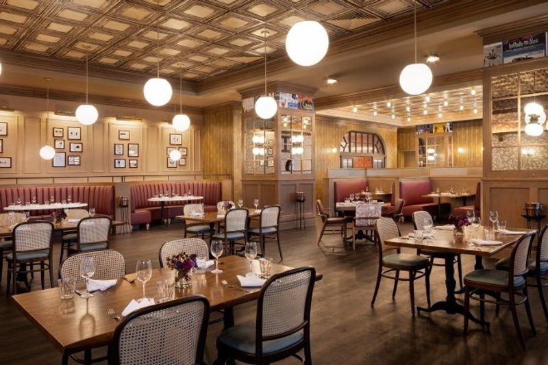Chez Frites Knows Exactly What Kind of Restaurant It Wants to Be