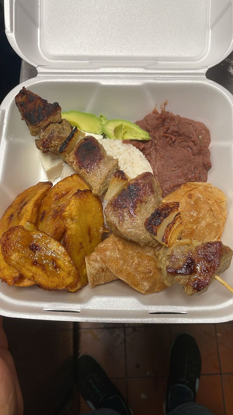 Chicken, Rice, Beans, and Plantains Done Right Chicken, Rice, Beans, and Plantains Done Right