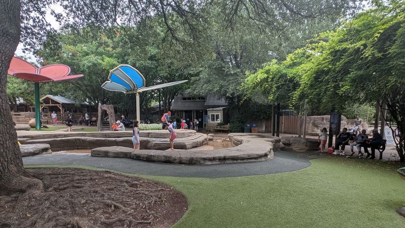 Children's Zoo and Animal Encounters