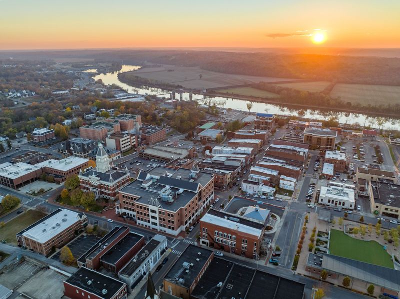 Clarksville Clarksville
