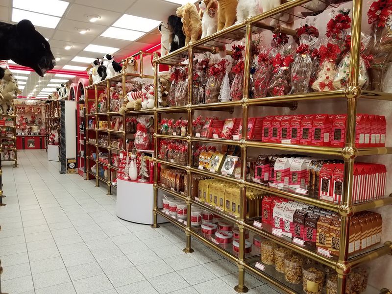Classic Gifts for Chocolate Lovers Classic Gifts for Chocolate Lovers