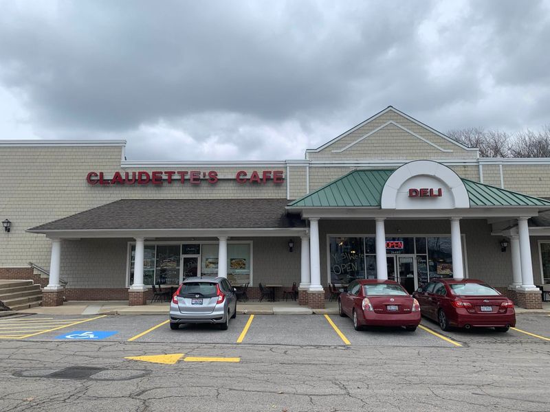 Claudette’s Cafe & Deli, Westlake