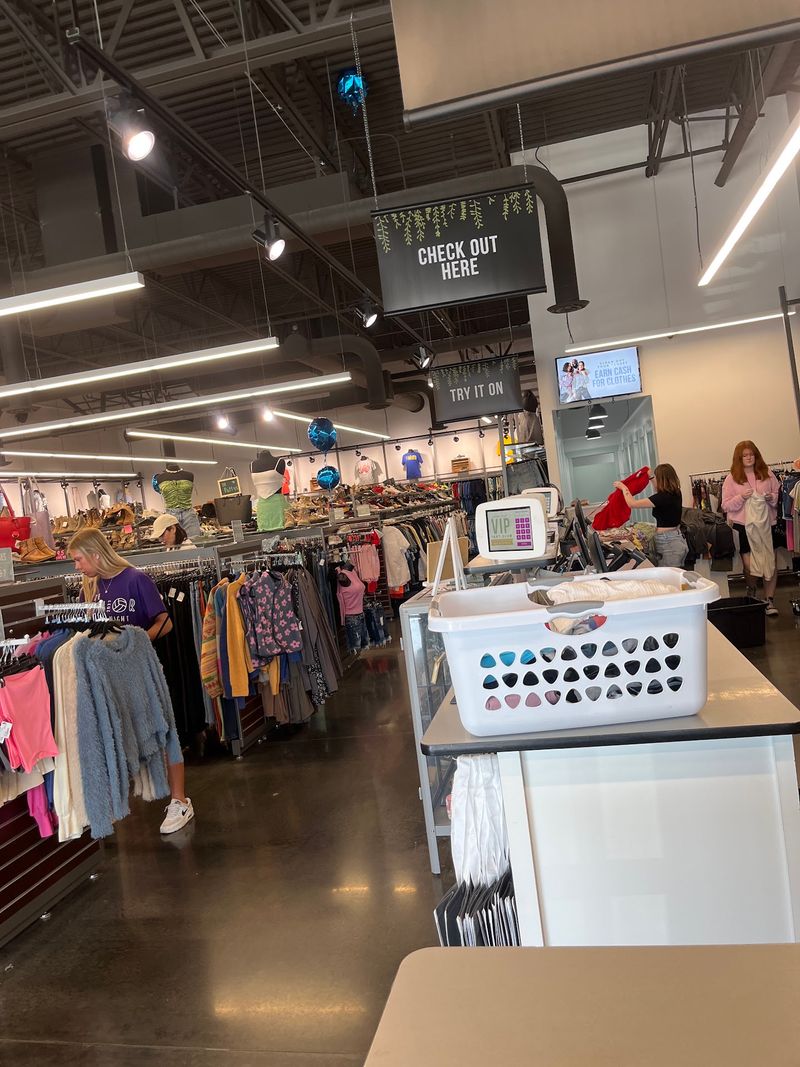 Clean Layout And Helpful Staff Shape The Visit Clean Layout And Helpful Staff Shape The Visit