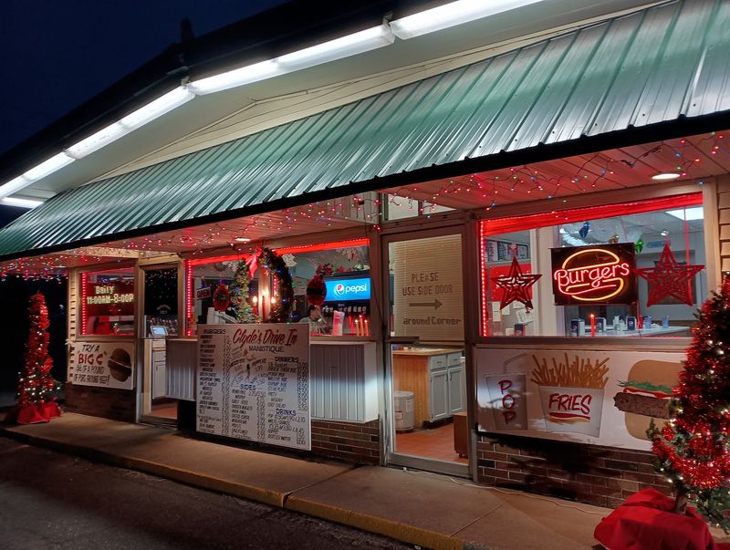 Clyde's Drive-In - Manistique Clyde's Drive-In - Manistique