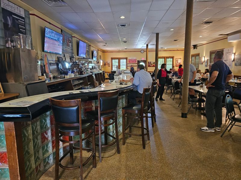 Conte’s Pizza & Bar - Princeton