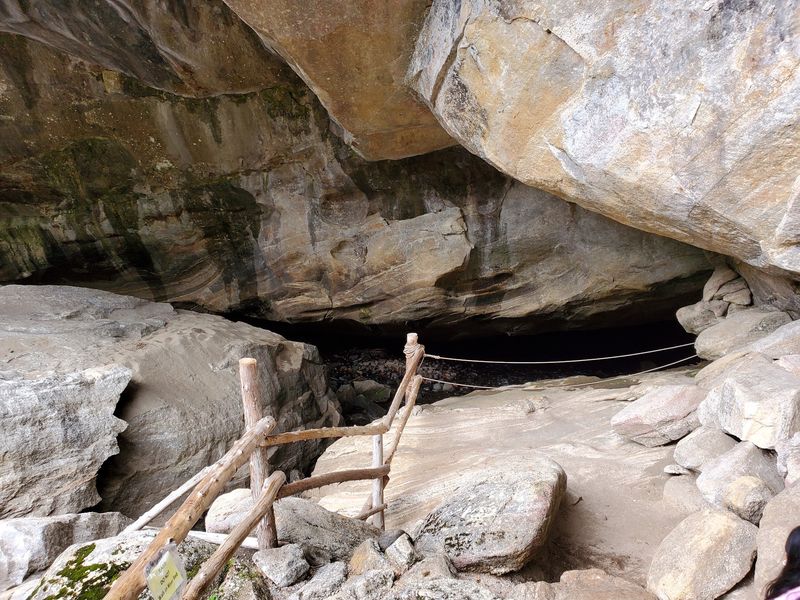 Cool Caves, Grottos, And Lighted Underground Views