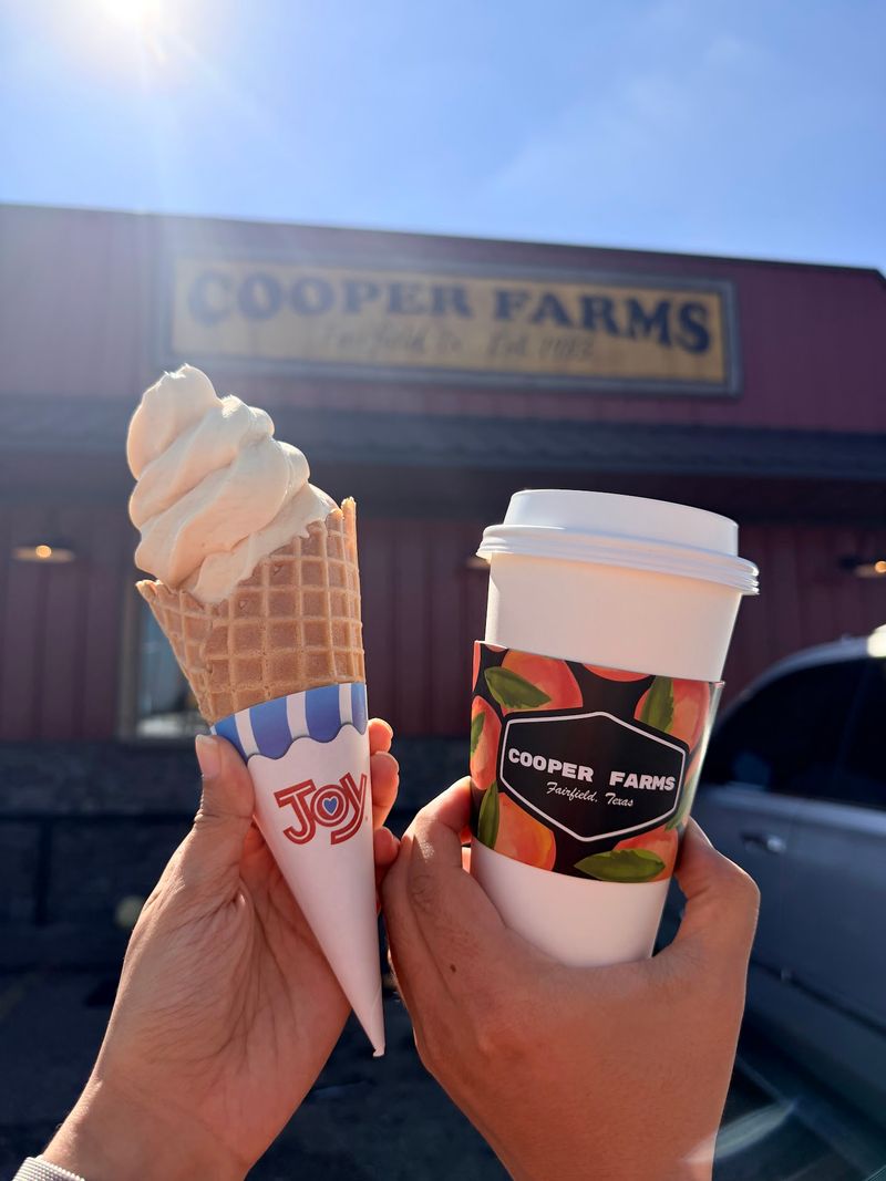 Cooper Farms Country Store (Fairfield)