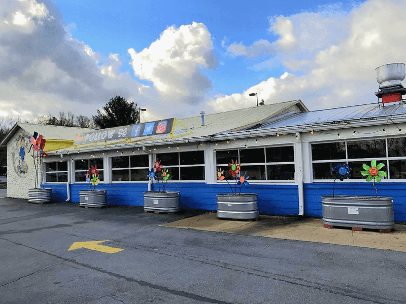 Cootie Brown's — Johnson City