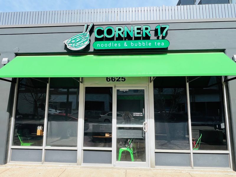 Corner 17