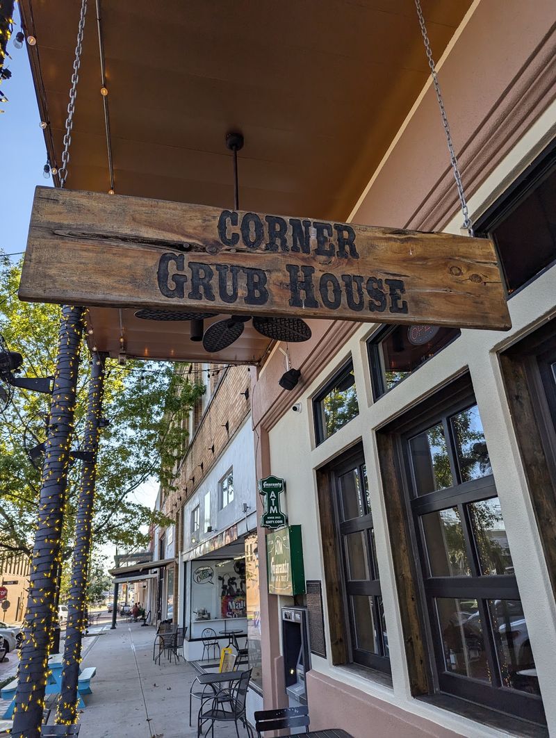 Corner Grub House (Sulphur Springs)