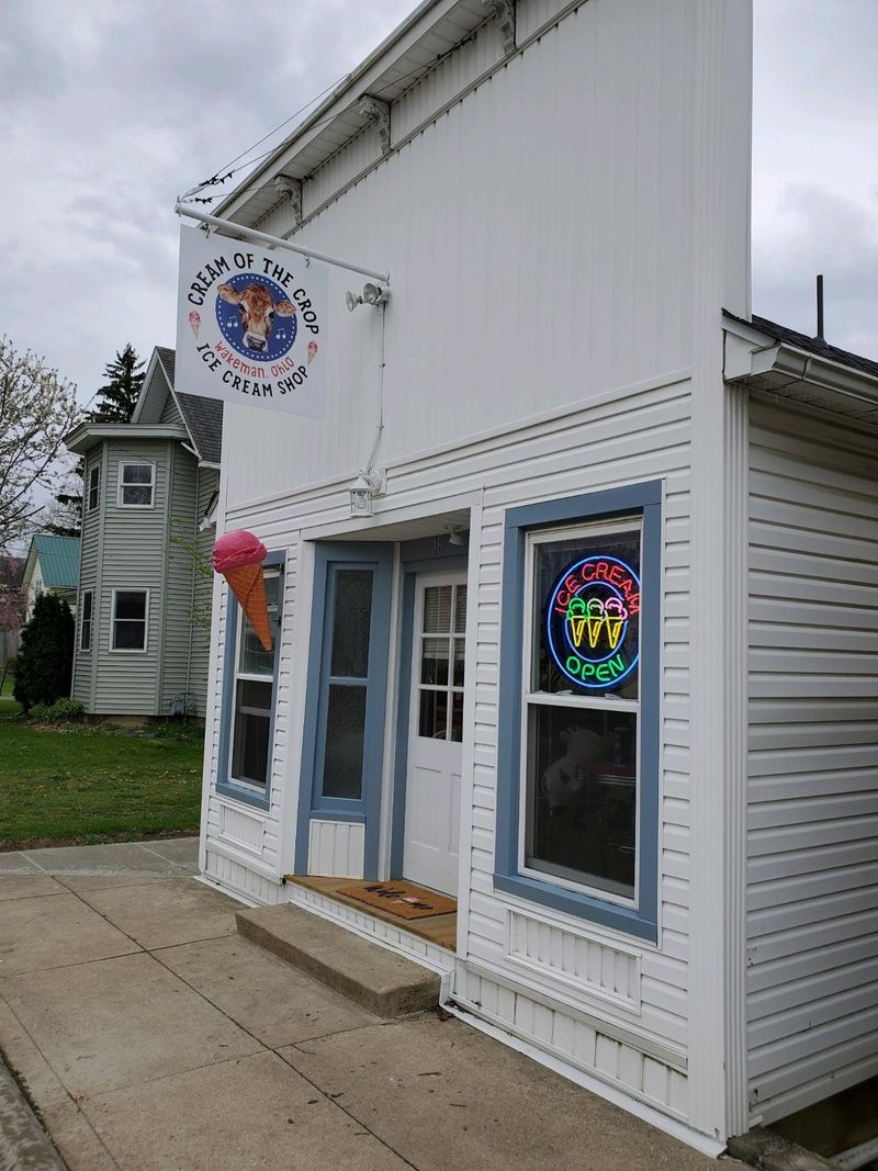 Cream of the Crop Ice Cream Shop, Wakeman Cream of the Crop Ice Cream Shop, Wakeman