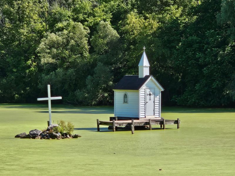 Cross Island Chapel - Oneida
