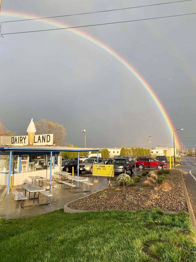 Dairy Land, Mansfield Dairy Land, Mansfield